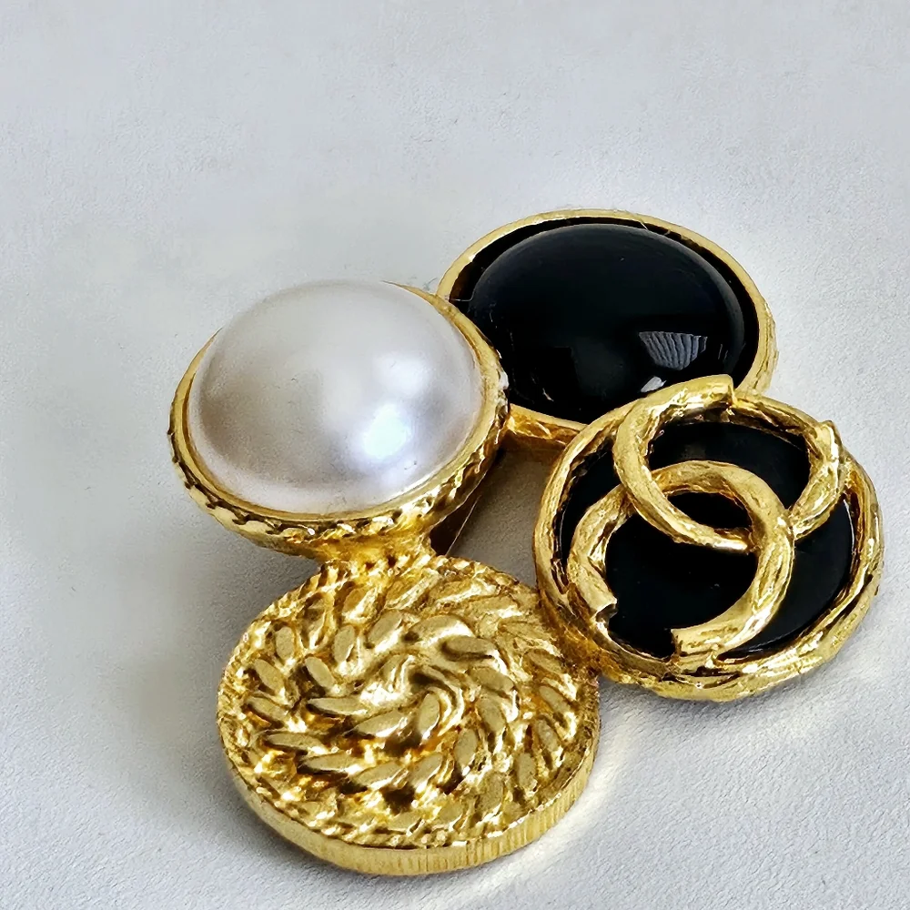 Rare Chanel Gold-plated Brooch